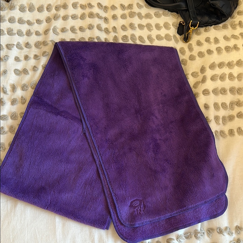 Mountain Hardwear Purple Scarf